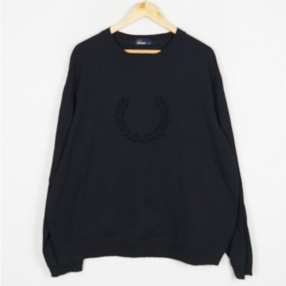 SOLD OUT! FRED PERRY Sweater Cotton for men
Worn only twice
#Stylish #warm